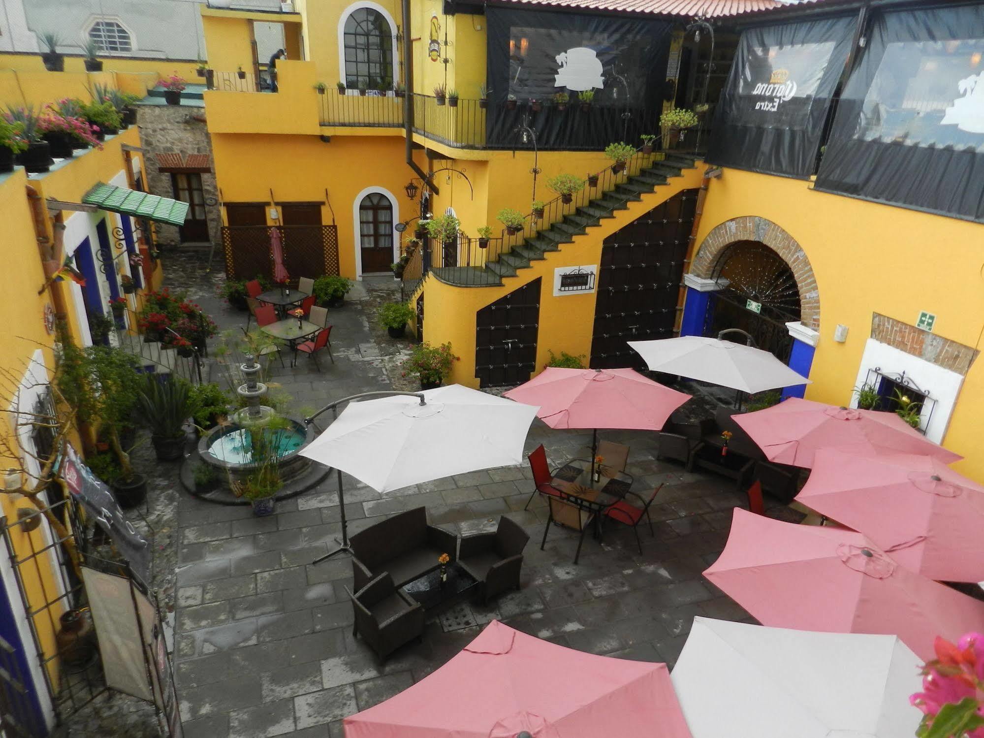 Hotel Collection O Al Otro Lado Del Rio, Puebla Zewnętrze zdjęcie Patio of the restaurant